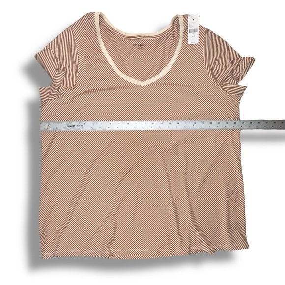 NWT LANE BRYANT Modern Short Sleeve V-Neck Stripe Tee Size - Beige/Tan 18/20 - Picture 15 of 16